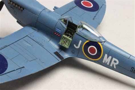 Spitfire Mk Xvi Bubble Top Hlj