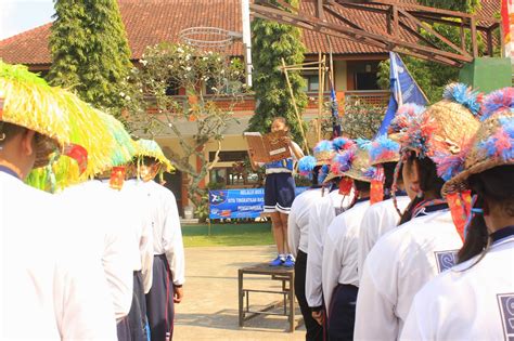 Kegiatan Mos Sma Negeri 2 Mengwi Tahun Ajaran 20142015