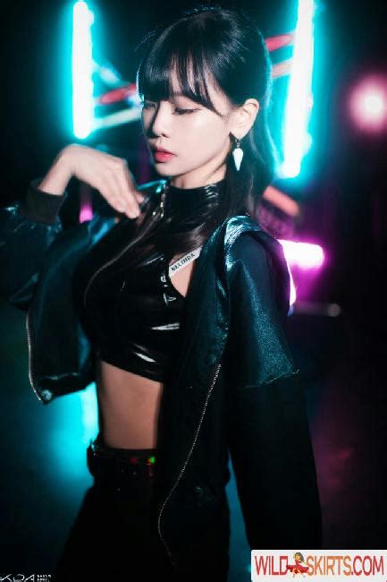 Korean Afreeca Streamer Feet Ki Yunjin Nude Instagram Leaked Photo