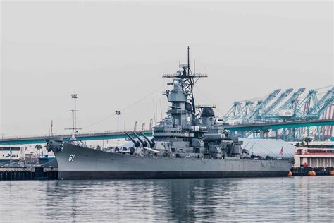Igresso do USS Iowa Museum, Los Angeles