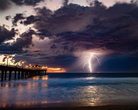 A Gallery Of The Spectacular Storm That Beamed Across The Skies Last Night