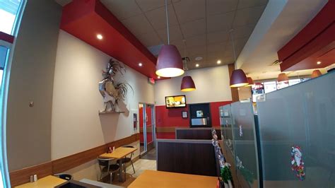 St Hubert Express 3200 Boulevard Fréchette Chambly QC J3L 6Z6 Canada