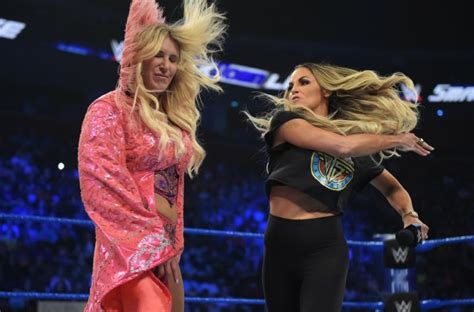 Wwe Summerslam 2019 Preview Charlotte Flair Vs Trish Stratus