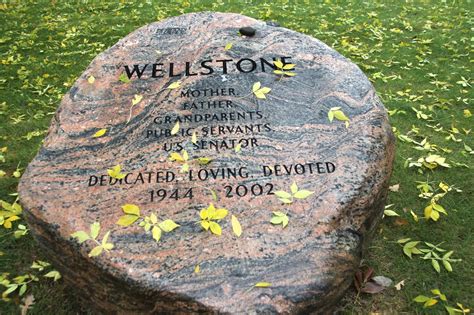 VISUAL SAINT PAUL: Wellstone Memorial