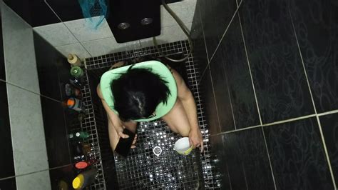 Sexi Wife Taking Enormous Load Of Piss On Face Amateur Porn By