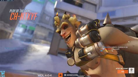 Potg This Is What 2000 Hours On Junkrat Looks Like In Overwatch 2