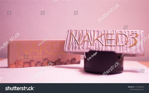 Naked 3 Palette Stock Photo 1197244603 Shutterstock