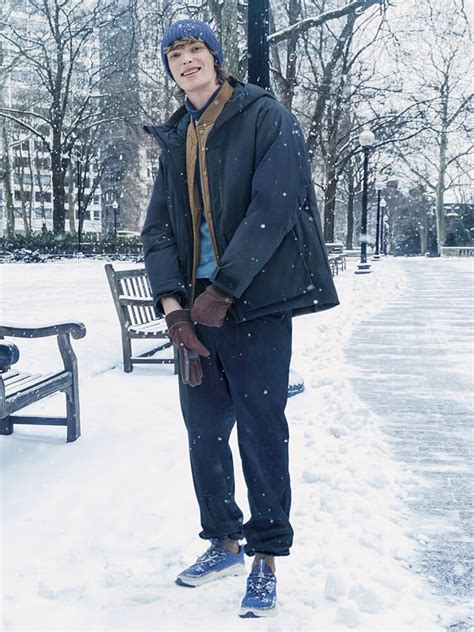 UNIQLOSnow Style Cold Winter EssentialsMENOnline Store