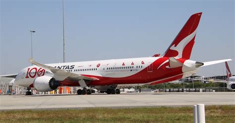 B M B Photography Qantas Boeing 787 Took Off With Its Static Ports Covered