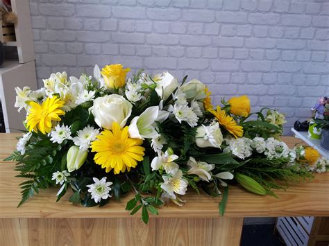 Short Casket Spray Casket Sprays Floral Wreath Casket