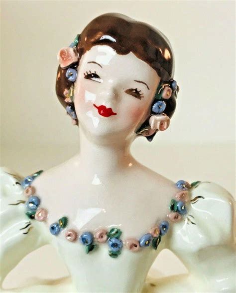 Vintage Florence Ceramics Pasadena Diana Powder Box Figurine In