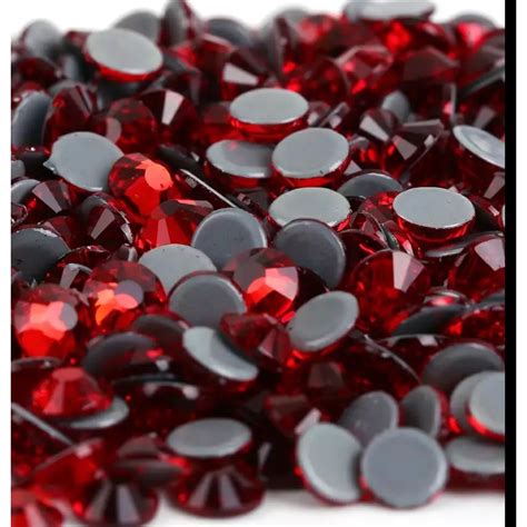 Aplique Roupa Termocolante Strass Hot Fix Cristal Pedraria Ponto luz mm p unhas também