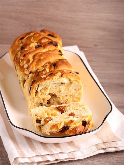 Cinnamon Raisin And Nut Babka Stock Image Image Of Roll Homemade