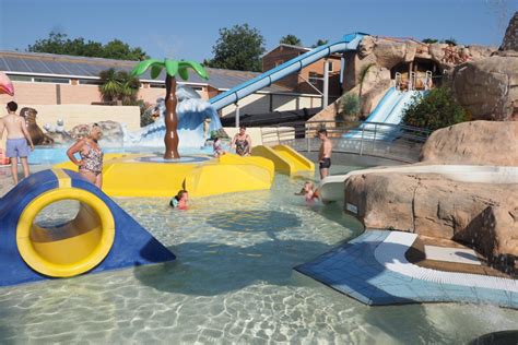 Camping Argeles Sur Mer Avec Piscine Parc Aquatique Front De Mer