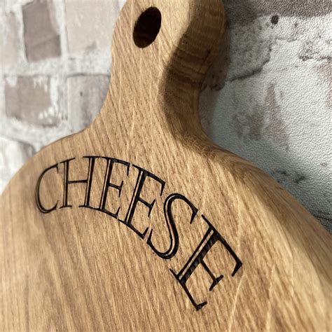 Hand Crafted Round Oak Cheese Board Lasting Impression