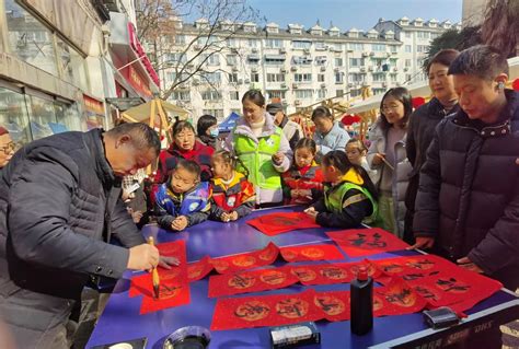 南京玄武城管开展“彩绘金陵 垃圾分类闹元宵”主题活动江南时报