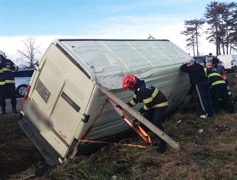 Autoutilitar R Sturnat N Localitatea Izvoru B Rzii Info Trafic Romania