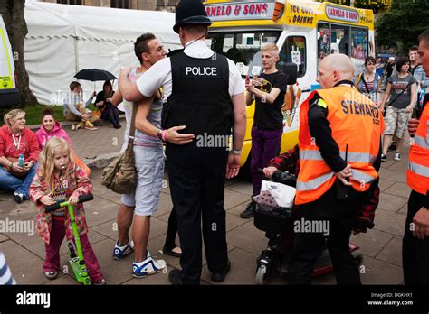 Gay Policeman Hi Res Stock Photography And Images Alamy