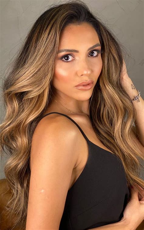 Gorgeous Hair Colour Trends For 2021 Warm Caramel Blonde