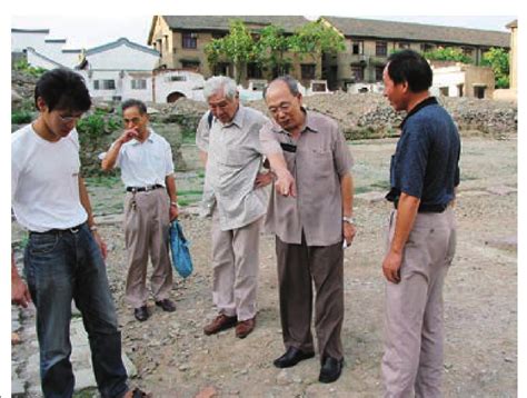 专家现场考察 宁波地域考古成果图集 图片