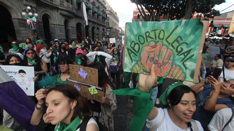 Histórico Puebla se convierte en el estado 14 en despenalizar el aborto