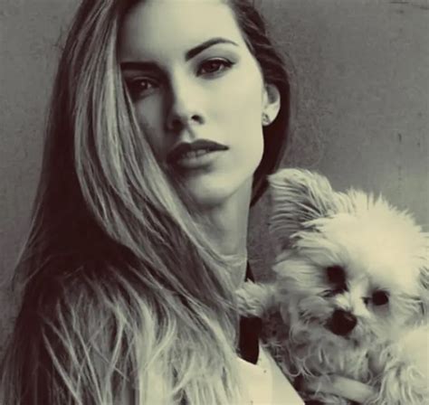 La criticaron por selfie en bikini tras ser mamá pero poco le importó Actitudfem