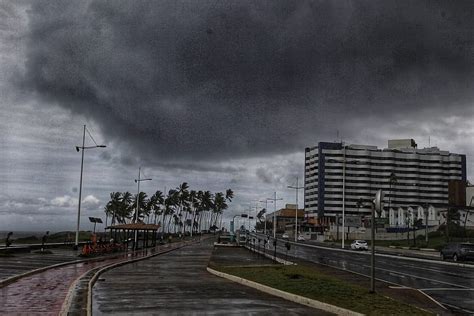 Salvador volume de chuva em 2023 já é 84 maior do que no ano passado