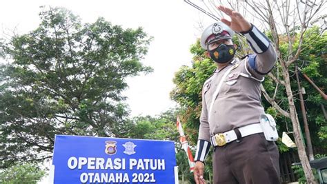 Polda Gorontalo Gelar Operasi Patuh Otanaha 2021 Cek Kartu Vaksin