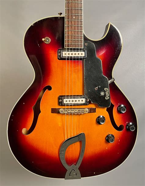 Guild T 100 D Slim Jim 1967 Sunburst Thinline Hollowbody Vintage Electric Guitar