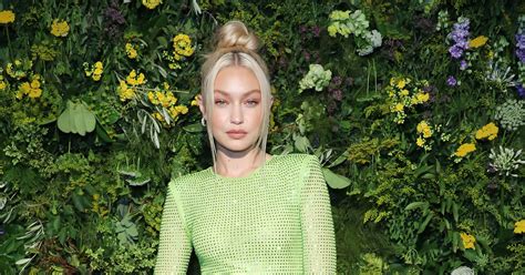 Gigi Hadid Wears Lime Green To Vogue Party In London Ps Uk Fashion