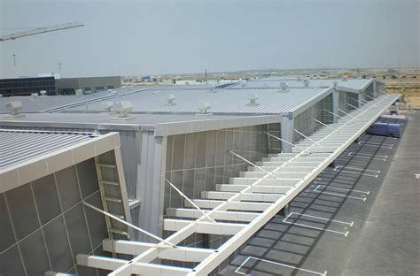 Dubai Silicon Oasis Nad Al Shiba Span Steel Construction