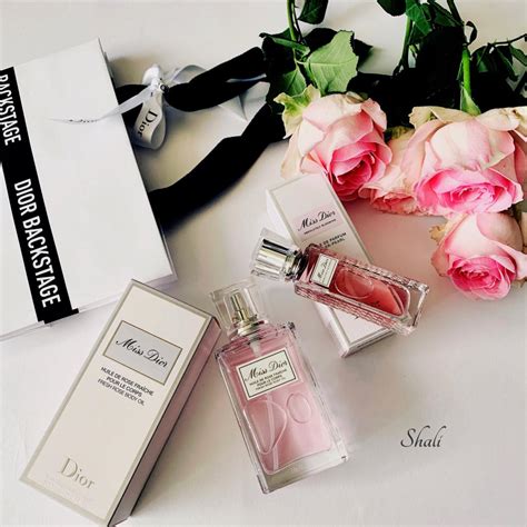 Miss Dior Absolutely Blooming Roller Pearl Christian Dior Perfume A