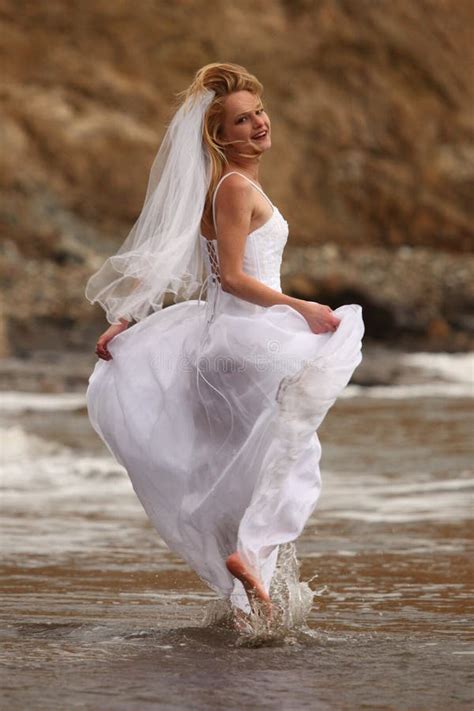 Pretty Blonde Bride Along The Ocean Stock Image Image Of Female Outdoors 20033437