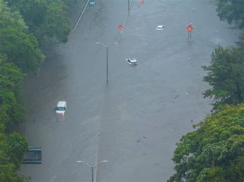 In Pics New York Declares Emergency Amid Severe Flooding Oneindia