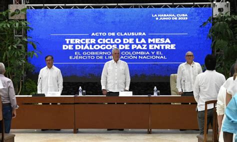 Gobierno Colombiano Y El Eln Hacen Pacto De Cese Al Fuego Bilateral A