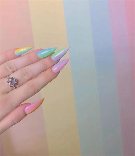 🌸 𝔽𝕖𝕧𝕖𝕣 𝔻𝕣𝕖𝕒𝕞 𝔹𝕠𝕦𝕥𝕚𝕢𝕦𝕖 🌸 On Instagram “💅🏻🌈 Pastel Rainbow Shimmer