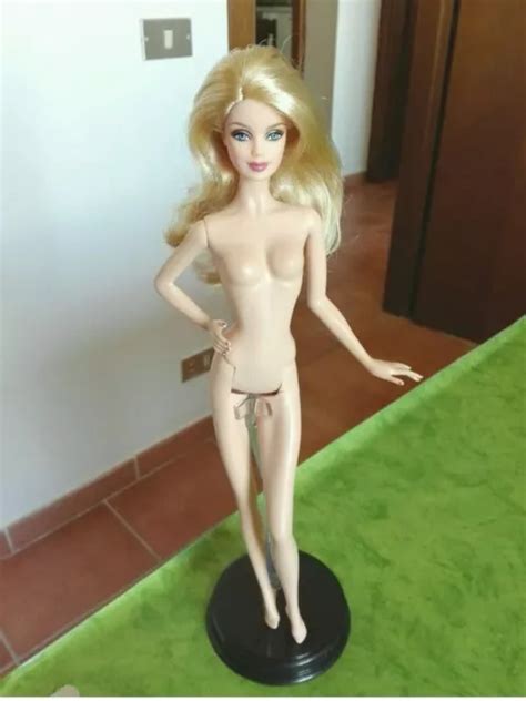 Barbie Holiday Nuda Nude Naked Model Muse Doll Collection Mattel