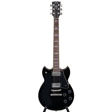 Yamaha Gitarren und Verstärker - Luis Guitar Garage