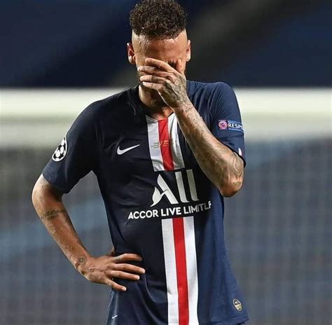 LIBERTA DEPRE on Twitter A torcida do PSG não quer mais Neymar e