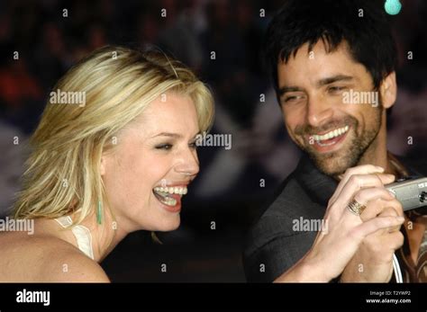 John stamos rebecca romijn hi-res stock photography and images - Alamy