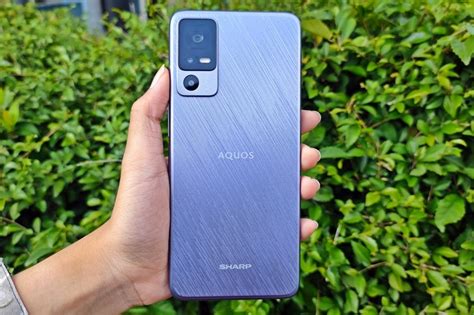 Review Sharp Aquos V G Baterai Irit Kamera Bagus