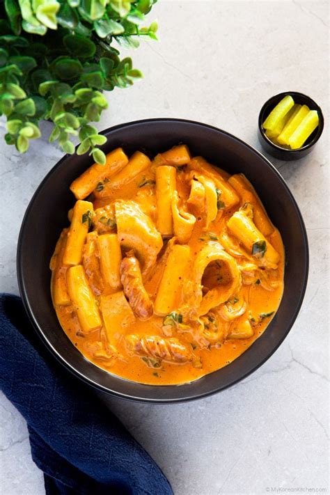 Best Rose Tteokbokki Recipe Easy Homemade Guide 2023