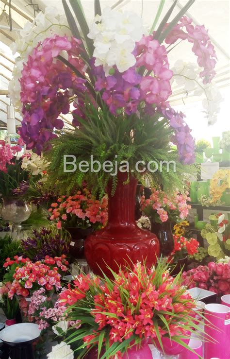 Semarak Bunga Artifisial - Foto Bebeja