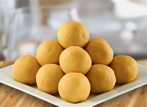 Besan Ke Ladoo Recipe You N Mine Recipes