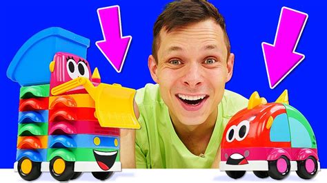 Видео для детей про машинки Мокас! Собираем машинки из конструктора ...