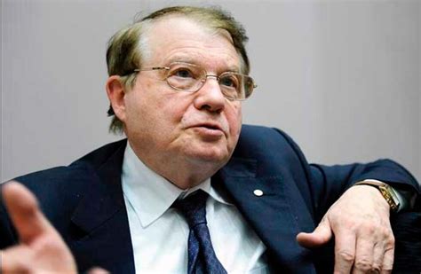 Murió Luc Montagnier el Nobel francés de Medicina que descubrió el