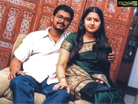 Thalapathy Vijays Wife Sangeetha Vijay Unseen Hd Gallery Gethu