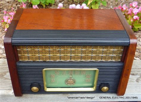 General Electric Model 203 Six Tube Wood Radio 1946 General