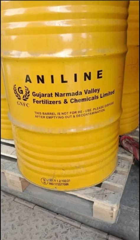 Liquid Aniline Oil GNFC Grade Standard Technical Grade Packaging