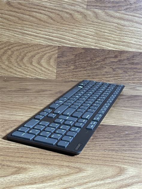 Lenovo Kbrf5c71 Ultraslim Wireless Qwerty Keyboard No Usb Receiver Ebay